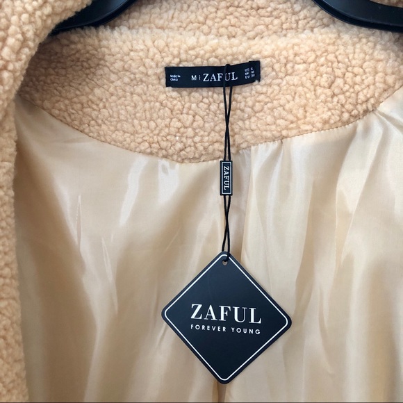 Fluffy Zip Up Winter Teddy Coat🧸 - Picture 3 of 8